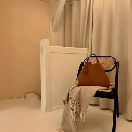 The Skyview Loft - A Romantic Getaway Appartement