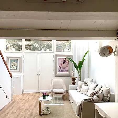Appartement The Skyview Loft - A Romantic Getaway Paris