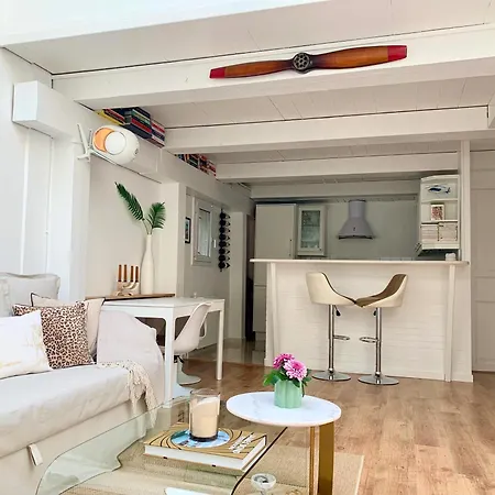 The Skyview Loft - A Romantic Getaway